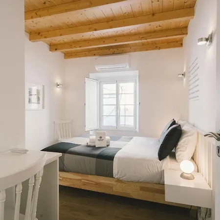 60 - Lusiadas I * פניש