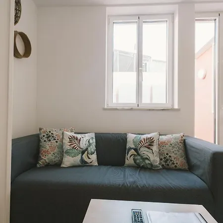 60 - Lusiadas I דירה *