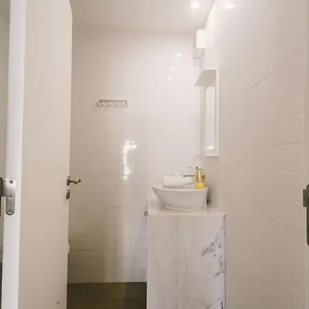 60 - Lusiadas I פניש